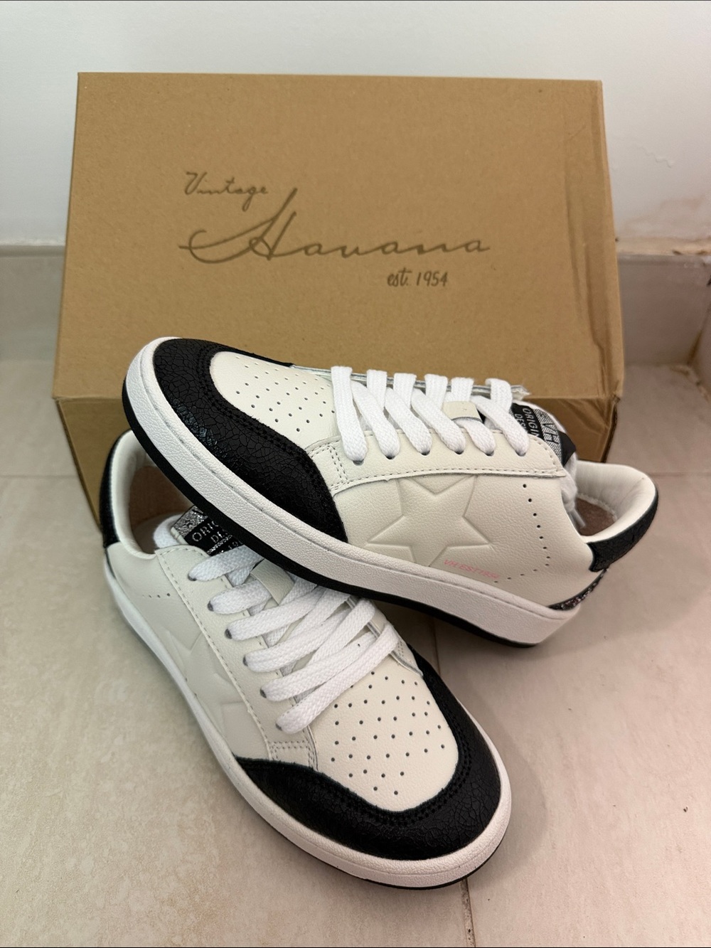 Vintage Havana White and Black Star Accent Sneakers